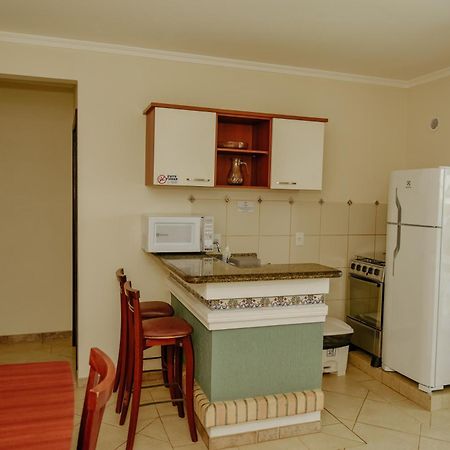 Pousada Villa Dos Acores บอมบินญัส ภายนอก รูปภาพ