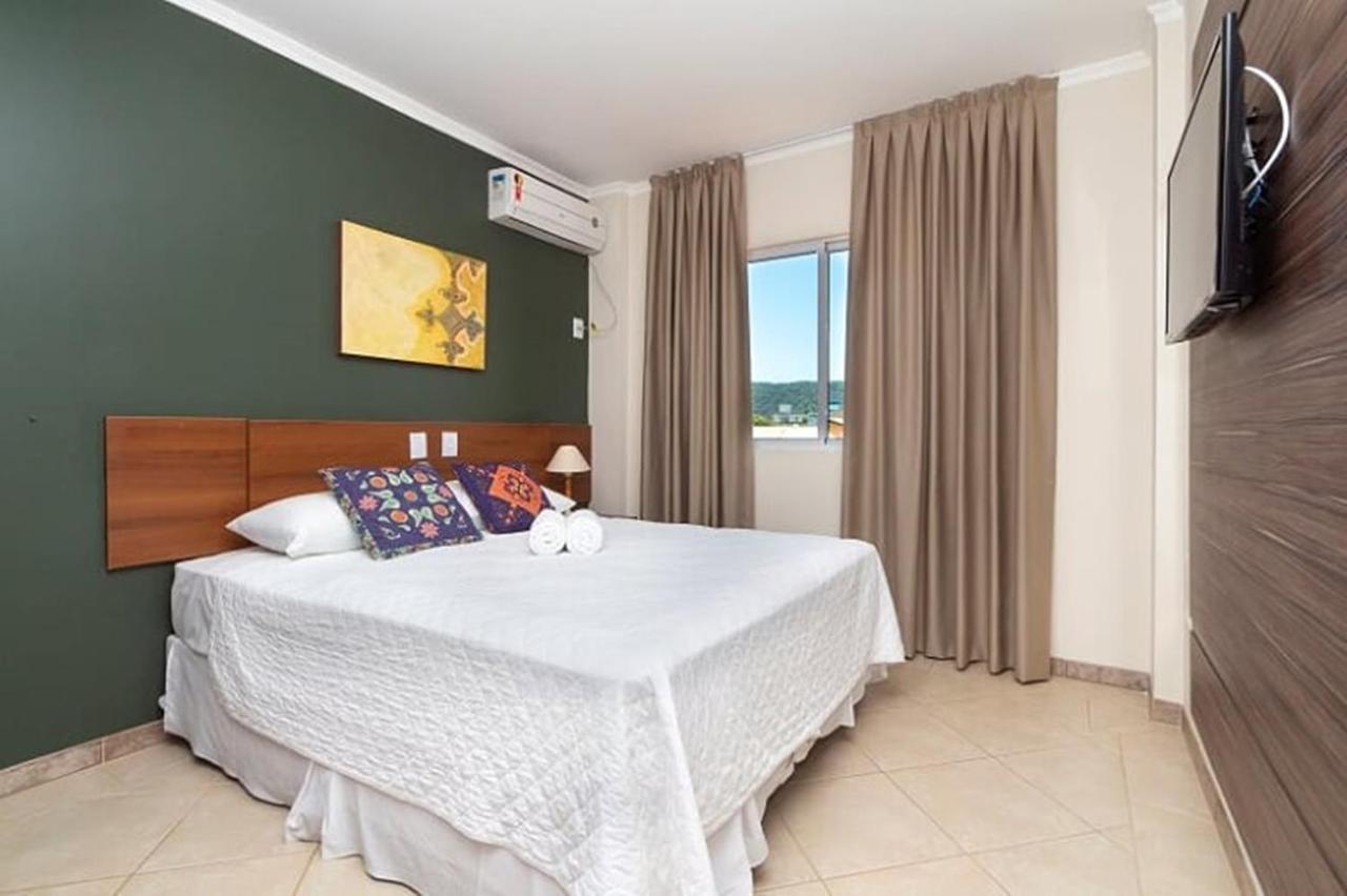 Pousada Villa Dos Acores บอมบินญัส ภายนอก รูปภาพ