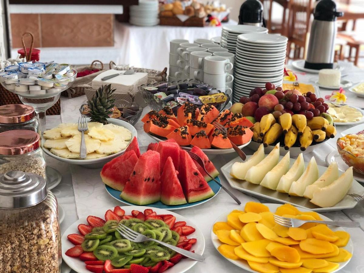 Pousada Villa Dos Acores บอมบินญัส ภายนอก รูปภาพ