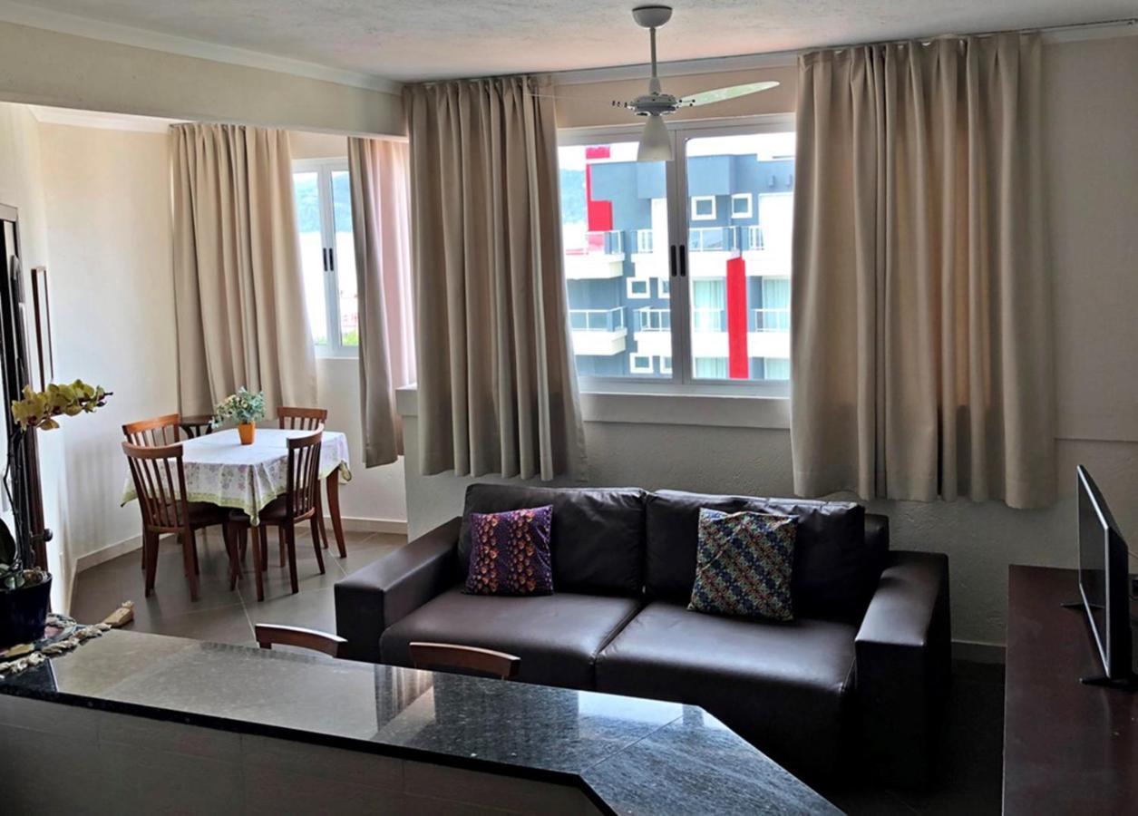 Pousada Villa Dos Acores บอมบินญัส ภายนอก รูปภาพ